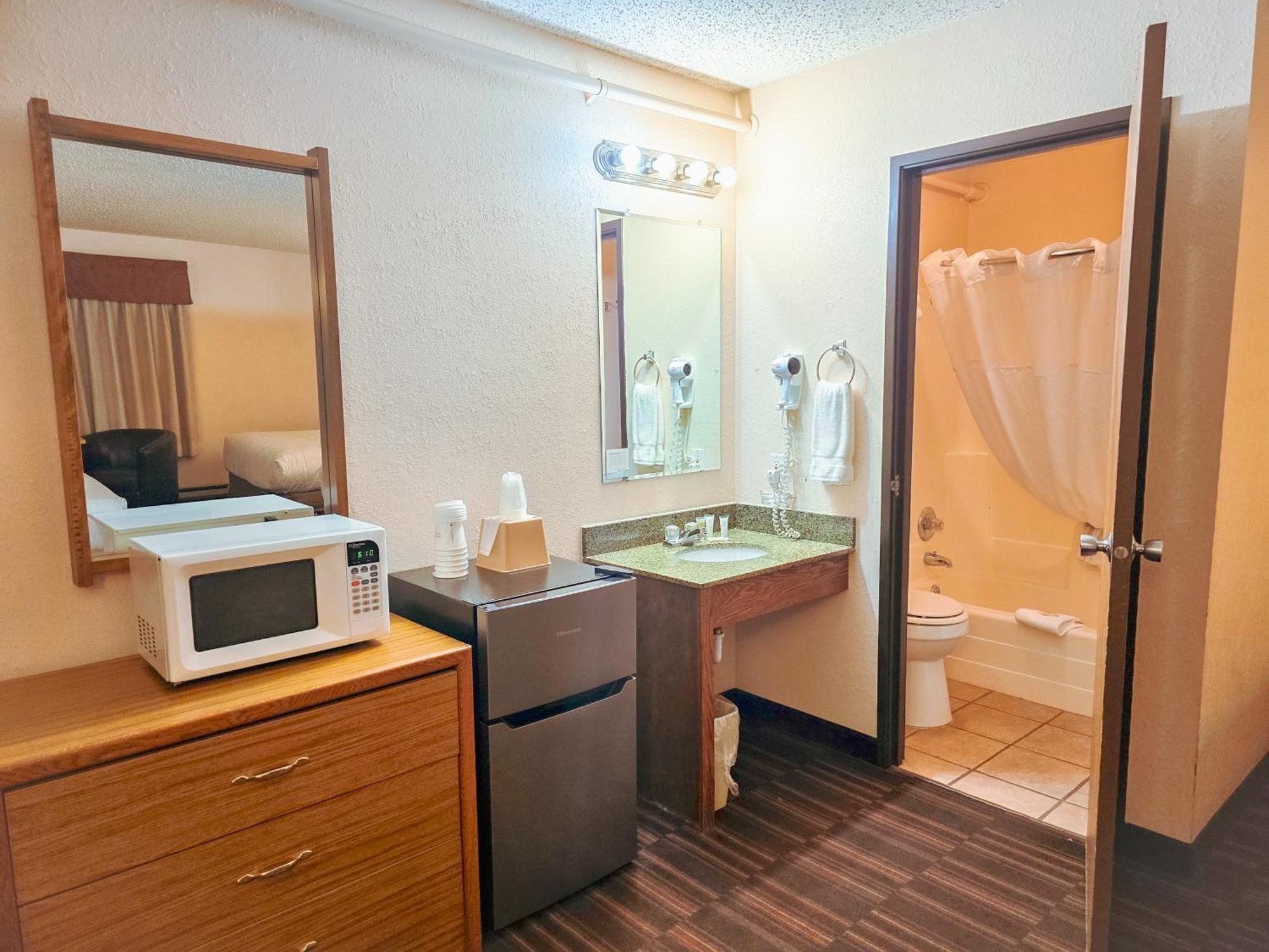 Super 8 By Wyndham Rapid City Exterior foto